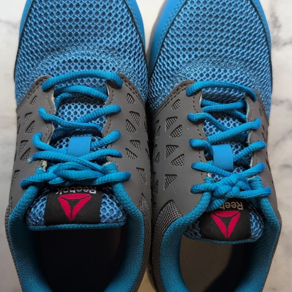 Reebok Women's‎ Size 8 Work Shoe Alloy Toe Rubber Bottom Blue And Gray